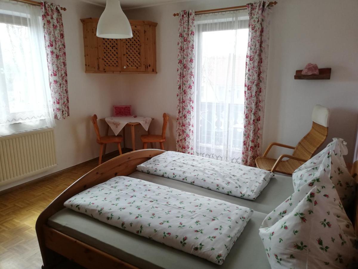 Ferienwohnung Wachmann Rohrbach am Kulm Exteriör bild